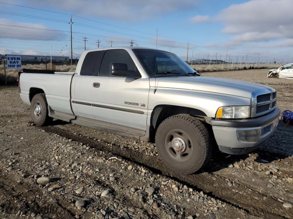 2001 Dodge Ram 2500 with VIN 1B7KC23W81J266230, listed as a Copart auction lot 89012085 with 110,042 mi miles and Salvage Title. Bid and sale history available at carsss.com. Image 4.