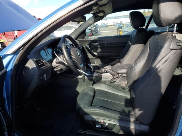2020 BMW 2 Series 230i xDrive with VIN WBA2K1C01L7D97038, listed as a Copart auction lot 80822614 with 32,694 mi miles and Salvage Title. Bid and sale history available at carsss.com. Image 7.