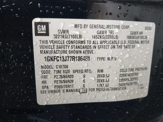 2007 GMC Yukon SLT with VIN 1GKFC13J77R186481, listed as a IAAI auction lot 41923608 with 1 mi miles. Bid and sale history available at carsss.com. Image 9.