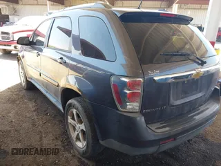 2008 Chevrolet Equinox LT z VIN 2CNDL43F186040599, wystawiony jako IAAI lot #42234388 z przebiegiem 137 892 mil mil oraz . Historia ofert i sprzedaży dostępna na DreamBid. Obrazek 3.