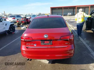 2017 Volkswagen Jetta SEL z VIN 3VWL17AJ5HM245831, wystawiony jako IAAI lot #41128163 z przebiegiem 149 248 mil mil oraz . Historia ofert i sprzedaży dostępna na DreamBid. Obrazek 17.