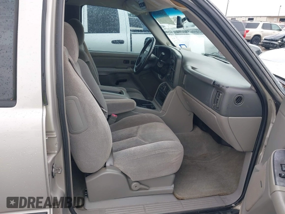 2004 Chevrolet Tahoe LT with VIN 1GNEC13Z04R203993, listed as a IAAI auction lot 42468158 with 233,657 mi miles and . Bid and sale history available at DreamBid. Image 5.