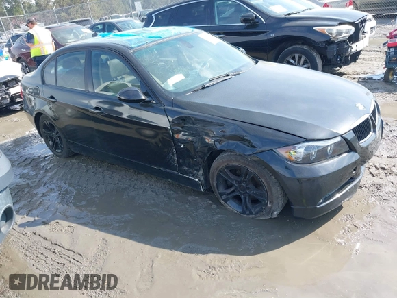 2006 BMW 3 Series 325i with VIN WBAVB13526KX66111, listed as a IAAI auction lot 41773053 with 174,630 mi miles and . Bid and sale history available at carsss.com. Image 1.