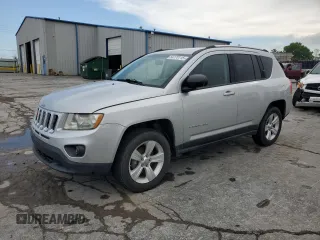 2012 Jeep Compass Latitude with VIN 1C4NJDEB2CD659800, listed as a Copart auction lot 54778115 with 206,627 mi miles and Clean Title. Bid and sale history available at carsss.com. Image 1.