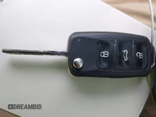 2013 Volkswagen Jetta S с VIN 3VW2K7AJ9DM242868, выставлен на аукционе IAAI как лот 41473000 с пробегом 133 697 миль миль и . История ставок и продаж доступна на DreamBid. Изображение 11.