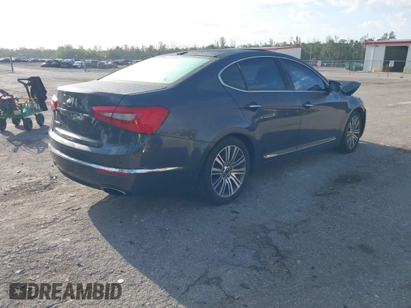 2016 Kia Cadenza Premium with VIN KNALN4D76G5207273, listed as a IAAI auction lot 42018231 with 92,460 mi miles. Bid and sale history available at carsss.com. Image 4.