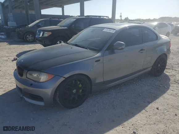 2011 BMW 1 Series 135i with VIN WBAUC9C5XBVM10215, listed as a Copart auction lot 41676675 with 0 mi miles and Clean Title. Bid and sale history available at carsss.com. Image 1.