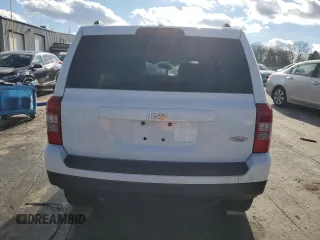 2014 Jeep Patriot Latitude z VIN 1C4NJPFAXED862881, wystawiony jako Copart lot #41519835 z przebiegiem 100 695 mil mil oraz Szkoda całkowita • Salvage title. Historia ofert i sprzedaży dostępna na DreamBid. Obrazek 6.