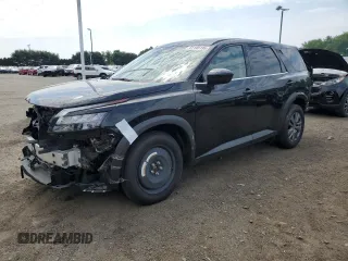 2024 Nissan Pathfinder S z VIN 5N1DR3AC1RC243826, wystawiony jako Copart lot #61145195 z przebiegiem 3 277 mil mil oraz Szkoda całkowita • Salvage title. Historia ofert i sprzedaży dostępna na DreamBid. Obrazek 1.