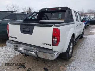 2019 Nissan Frontier SV z VIN 1N6AD0EV7KN777226, wystawiony jako IAAI lot #41374672 z przebiegiem 135 124 mil mil oraz . Historia ofert i sprzedaży dostępna na DreamBid. Obrazek 4.