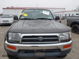 1998 Toyota 4Runner Limited with VIN JT3HN87R2W0150437, listed as a IAAI auction lot 41714141 with 264,389 mi miles. Bid and sale history available at carsss.com. Image 10.