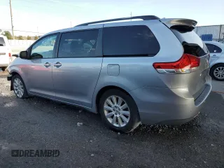 2012 Toyota Sienna XLE AAS z VIN 5TDYK3DC7CS220708, wystawiony jako Copart lot #58295075 z przebiegiem 154 529 mil mil oraz Szkoda całkowita • Salvage title. Historia ofert i sprzedaży dostępna na DreamBid. Obrazek 2.
