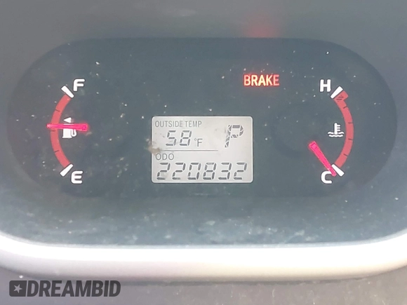 2009 Toyota Matrix S with VIN 2T1LE40E89C009775, listed as a IAAI auction lot 42086039 with 220,832 mi miles. Bid and sale history available at carsss.com. Image 12.