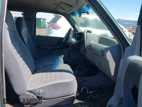 1994 Ford Ranger Splash z VIN 1FTCR14X1RPB54821, wystawiony jako IAAI lot #42386817 z przebiegiem 222 997 mil mil oraz . Historia ofert i sprzedaży dostępna na DreamBid. Obrazek 5.