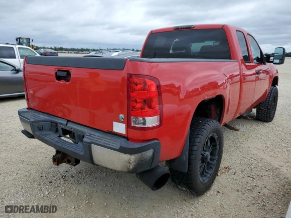 2013 GMC Sierra 2500HD SLE with VIN 1GT220C81DZ271817, listed as a Copart auction lot 74941584 with 0 mi miles and Salvage Title. Bid and sale history available at carsss.com. Image 3.