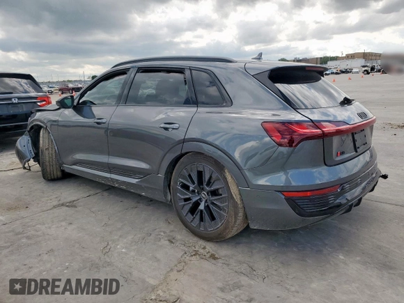 2024 Audi Q8 e-tron z VIN WA16AAGE5RB048734, wystawiony jako Copart lot #54393075 z przebiegiem Nie podano mil oraz Szkoda całkowita • Salvage title. Historia ofert i sprzedaży dostępna na DreamBid. Obrazek 2.