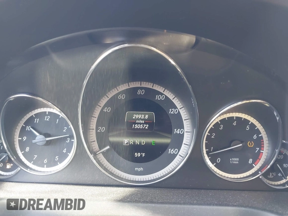 2013 Mercedes-Benz E-Class E 350 with VIN WDDKJ8JB3DF214221, listed as a IAAI auction lot 41812003 with 150,572 mi miles. Bid and sale history available at carsss.com. Image 7.