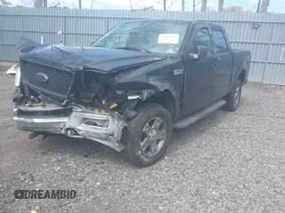 2004 Ford F-150 XLT with VIN 1FTPW14574KC57823, listed as a IAAI auction lot 42093482 with 88,564 mi miles. Bid and sale history available at carsss.com. Image 2.