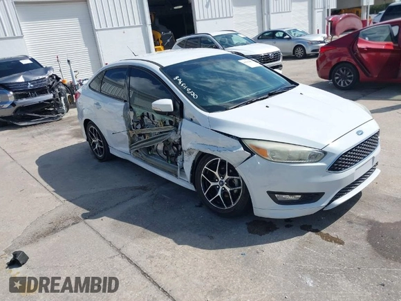 2016 Ford Focus SE with VIN 1FADP3F2XGL356462, listed as a IAAI auction lot 41941656 with 85,904 mi miles. Bid and sale history available at carsss.com. Image 1.