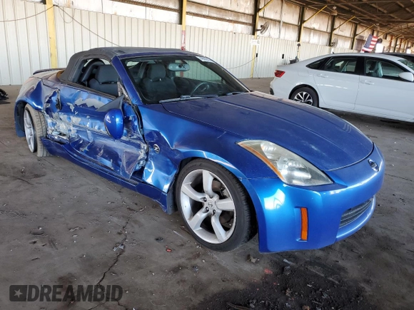 2004 Nissan 350Z Enthusiast z VIN JN1AZ36A94M251290, wystawiony jako Copart lot #49909335 z przebiegiem 187 918 mil mil oraz Szkoda całkowita • Salvage title. Historia ofert i sprzedaży dostępna na DreamBid. Obrazek 4.