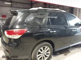 2014 Nissan Pathfinder SV with VIN 5N1AR2MN1EC681489, listed as a IAAI auction lot 41592415 with 127,933 mi miles. Bid and sale history available at carsss.com. Image 6.