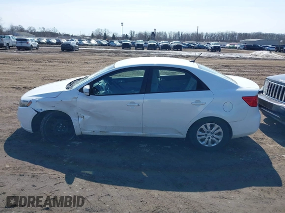 2013 Kia Forte EX with VIN KNAFU4A20D5738442, listed as a IAAI auction lot 41763829 with 127,968 mi miles. Bid and sale history available at carsss.com. Image 14.