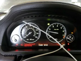 2011 BMW 7 Series 750Li z VIN WBAKB8C58BC852166, wystawiony jako Copart lot #51004065 z przebiegiem 110 499 mil mil oraz Szkoda całkowita • Salvage title. Historia ofert i sprzedaży dostępna na DreamBid. Obrazek 9.