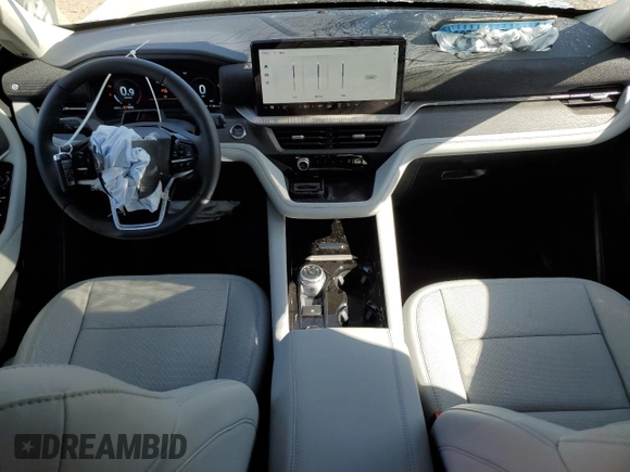2025 Ford Explorer Platinum with VIN 1FMWK8HC5SGA29484, listed as a Copart auction lot 54720435 with 4,405 mi miles and Salvage title. Bid and sale history available at DreamBid. Image 8.