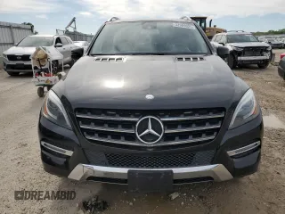 2014 Mercedes-Benz M 350 with VIN 4JGDA5HB2EA330804, listed as a Copart auction lot 52989925 with 127,003 mi miles and Salvage title. Bid and sale history available at DreamBid. Image 5.