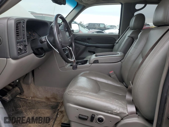 2003 Chevrolet Tahoe LS with VIN 1GNEK13Z33J284018, listed as a Copart auction lot 52396105 with 176,295 mi miles and Salvage Title. Bid and sale history available at carsss.com. Image 7.
