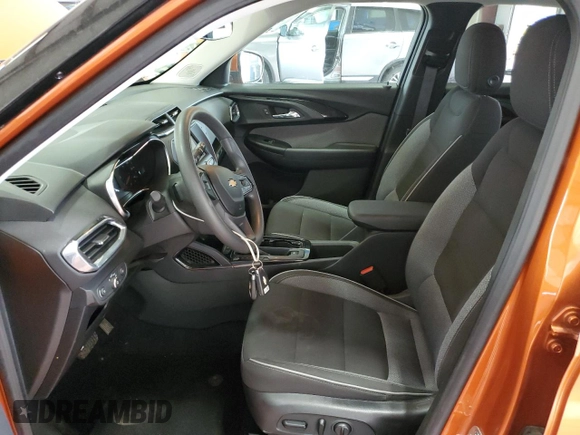 2022 Chevrolet TrailBlazer LT with VIN KL79MRSL7NB038700, listed as a Copart auction lot 59368614 with 34,463 mi miles and Salvage Title. Bid and sale history available at DreamBid. Image 7.