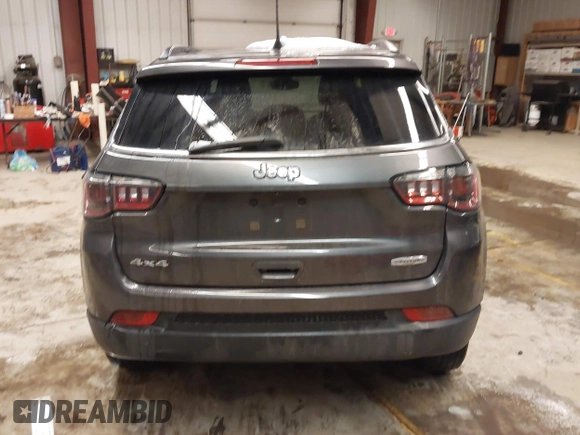 2022 Jeep Compass Altitude with VIN 3C4NJDBB3NT126047, listed as a IAAI auction lot 41570980 with 39,896 mi miles and . Bid and sale history available at DreamBid. Image 17.