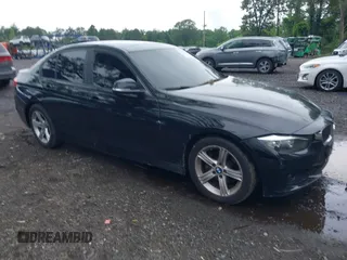 2015 BMW 3 Series 328i z VIN WBA3A5G51FNS91691, wystawiony jako IAAI lot #42619464 z przebiegiem 156 189 mil mil oraz . Historia ofert i sprzedaży dostępna na DreamBid. Obrazek 13.