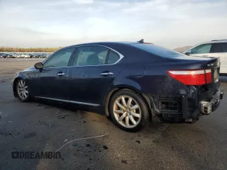 2008 Lexus LS 460 L with VIN JTHGL46F685025376, listed as a Copart auction lot 43646575 with 230,701 mi miles and Clean title. Bid and sale history available at DreamBid. Image 2.