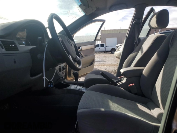 2008 Suzuki Forenza z VIN KL5JD56Z08K908143, wystawiony jako Copart lot #42985685 z przebiegiem 57 435 mil mil oraz Szkoda całkowita • Salvage title. Historia ofert i sprzedaży dostępna na DreamBid. Obrazek 7.