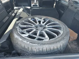 2016 Land Rover Range Rover Autobiography with VIN SALGV2EF5GA303264, listed as a IAAI auction lot 41133721 with 129,041 mi miles and . Bid and sale history available at DreamBid. Image 18.