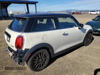 2021 MINI Hardtop Cooper with VIN WMWXR3C07M2N96541, listed as a Copart auction lot 78748714 with 28,706 mi miles and Salvage title. Bid and sale history available at DreamBid. Image 3.