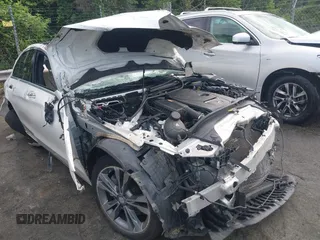 2017 Mercedes-Benz C 300 with VIN WDDWF4KB1HR250729, listed as a IAAI auction lot 42580813 with Not provided miles and . Bid and sale history available at DreamBid. Image 6.