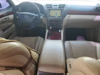 2008 Lexus LS 460 z VIN JTHBL46F785065055, wystawiony jako Copart lot #65877475 z przebiegiem 268 808 mil mil oraz Czysty tytuł • Clean title. Historia ofert i sprzedaży dostępna na DreamBid. Obrazek 8.