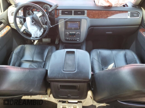2011 GMC Sierra 2500HD SLT с VIN 1GT121E8XBF134436, выставлен на аукционе Copart как лот 45011735 с пробегом 44 287 миль миль и Списание • Salvage title. История ставок и продаж доступна на DreamBid. Изображение 8.