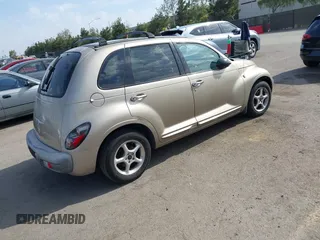 2002 Chrysler PT Cruiser Limited with VIN 3C8FY68B52T339014, listed as a IAAI auction lot 42021562 with 199,402 mi miles. Bid and sale history available at carsss.com. Image 4.