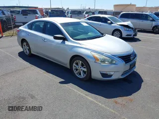 2014 Nissan Altima S with VIN 1N4AL3AP5EC269311, listed as a IAAI auction lot 41860224 with 117,698 mi miles and . Bid and sale history available at DreamBid. Image 1.