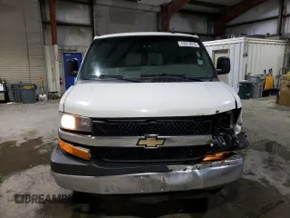 2016 Chevrolet Express Passenger LT z VIN 1GAZGPFG2G1250269, wystawiony jako Copart lot #42913615 z przebiegiem 308 351 mil mil oraz Szkoda całkowita • Salvage title. Historia ofert i sprzedaży dostępna na DreamBid. Obrazek 5.