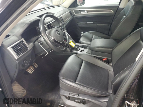 2019 Volkswagen Atlas SEL R-Line with VIN 1V2RR2CA6KC564779, listed as a Copart auction lot 52622765 with 52,615 mi miles and Salvage title. Bid and sale history available at DreamBid. Image 7.