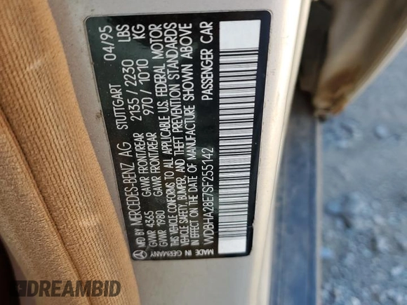 1995 Mercedes-Benz C with VIN WDBHA28E7SF255142, listed as a Copart auction lot 68411704 with 334,000 mi miles and Salvage Title. Bid and sale history available at carsss.com. Image 12.