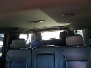 2021 Chevrolet Suburban LT z VIN 1GNSCCKD5MR333272, wystawiony jako Copart lot #58409275 z przebiegiem Nie podano mil oraz Szkoda całkowita • Salvage title. Historia ofert i sprzedaży dostępna na DreamBid. Obrazek 10.