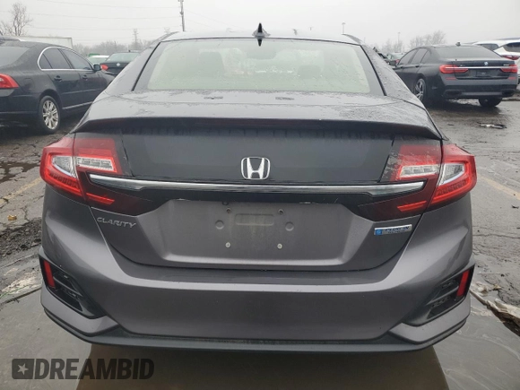 2018 Honda Clarity Plug-In Hybrid with VIN JHMZC5F17JC022801, listed as a Copart auction lot 84013154 with 106,590 mi miles and Clean Title. Bid and sale history available at carsss.com. Image 6.