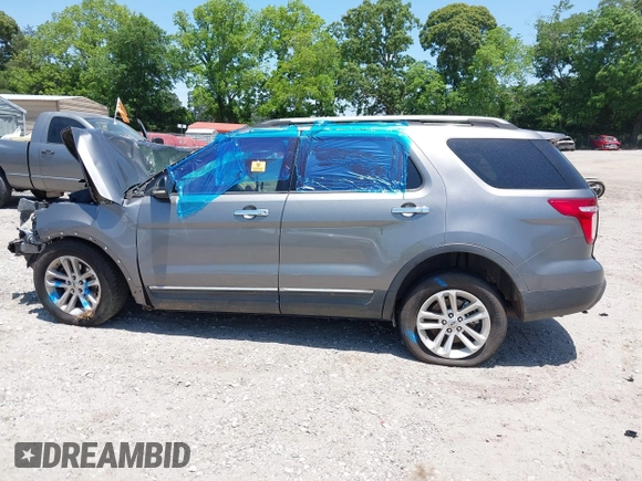 2011 Ford Explorer XLT с VIN 1FMHK8D82BGA81813, выставлен на аукционе IAAI как лот 42307999 с пробегом Не указан миль и . История ставок и продаж доступна на DreamBid. Изображение 14.