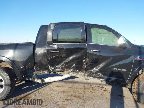 2021 Ram 2500 Laramie with VIN 3C6UR5NL5MG515382, listed as a IAAI auction lot 41735822 with 65,613 mi miles. Bid and sale history available at carsss.com. Image 14.