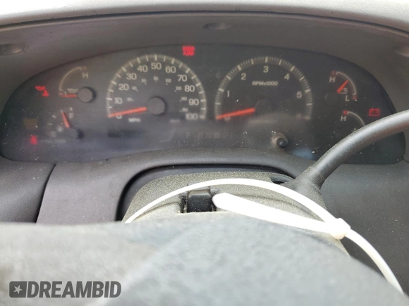 2000 Ford F-150 XL with VIN 1FTRX07W3YKA40036, listed as a Copart auction lot 51795085 with Not provided miles and Salvage title. Bid and sale history available at DreamBid. Image 9.